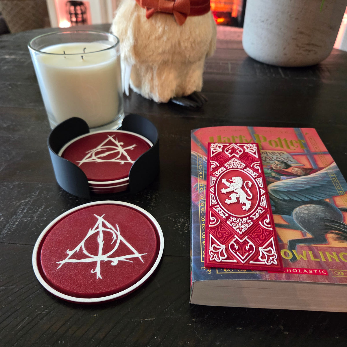 Lion Reading Bundle – Coaster Set & Matching Bookmark